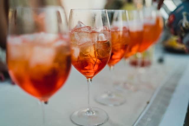 aperol sprtiz solo travel rome